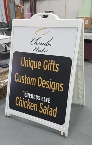 Sidewalk Signs & A-Frame Signs in Traverse City